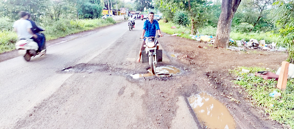 The pit is deadly, no one pays attention...