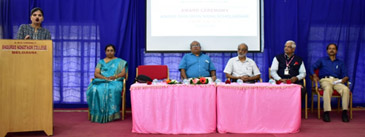 बी.के.कॉलेजमध्ये आनंद शिक्षण निधीचे वितरण Distribution of Anand Education Fund in B.K.College