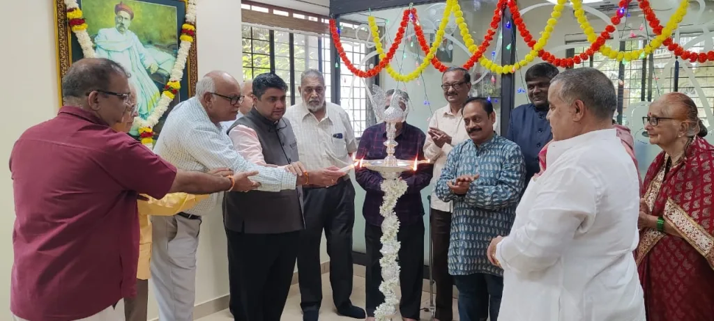 Foundation day of Lokmanya Society in excitement