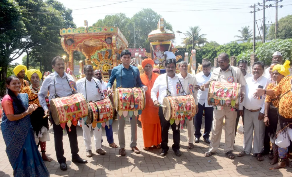 Nuli Chandaiya's work gives direction to the society