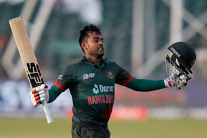 बांगलादेशचे अफगाणसमोर 335 धावांचे लक्ष्य Bangladesh target 335 runs against Afghanistan