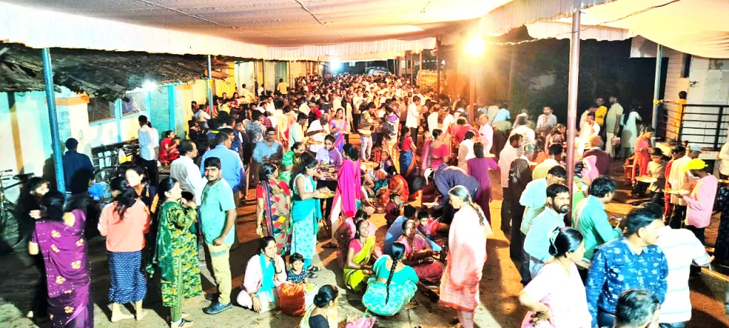 Mahaprasad at various places on Shravan Monday