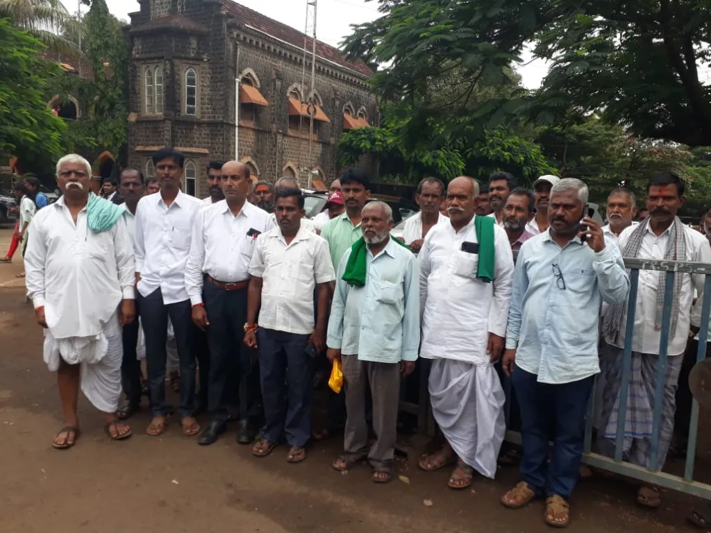 Demand action against Gokak rural police