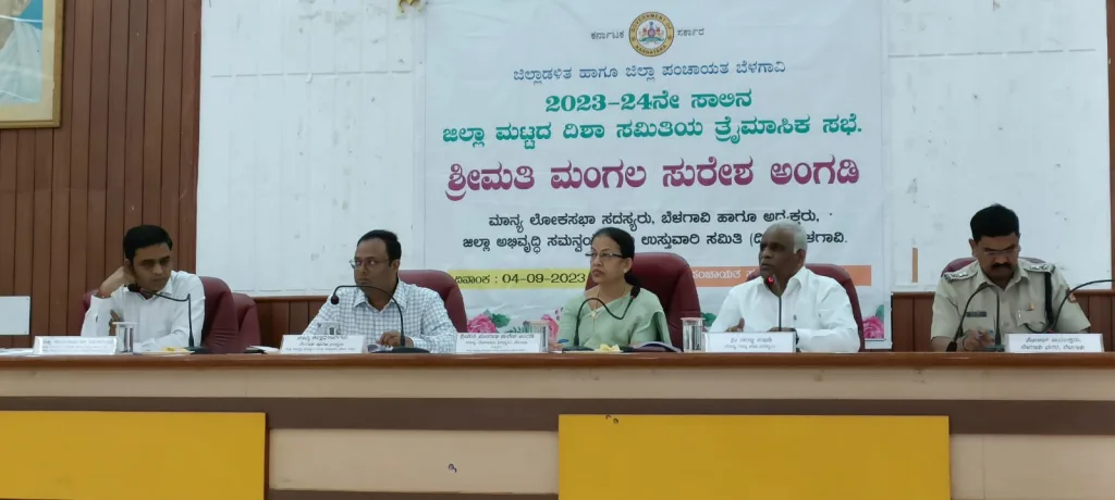 तिसरे रेल्वेगेटचे काम त्वरित पूर्ण करा Complete the third railway gate work immediately