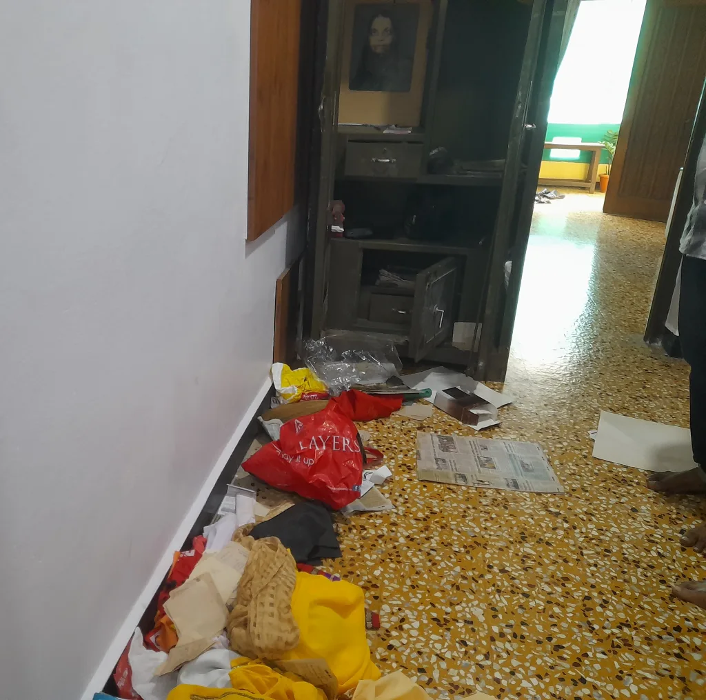 20 lakhs theft in Nipani