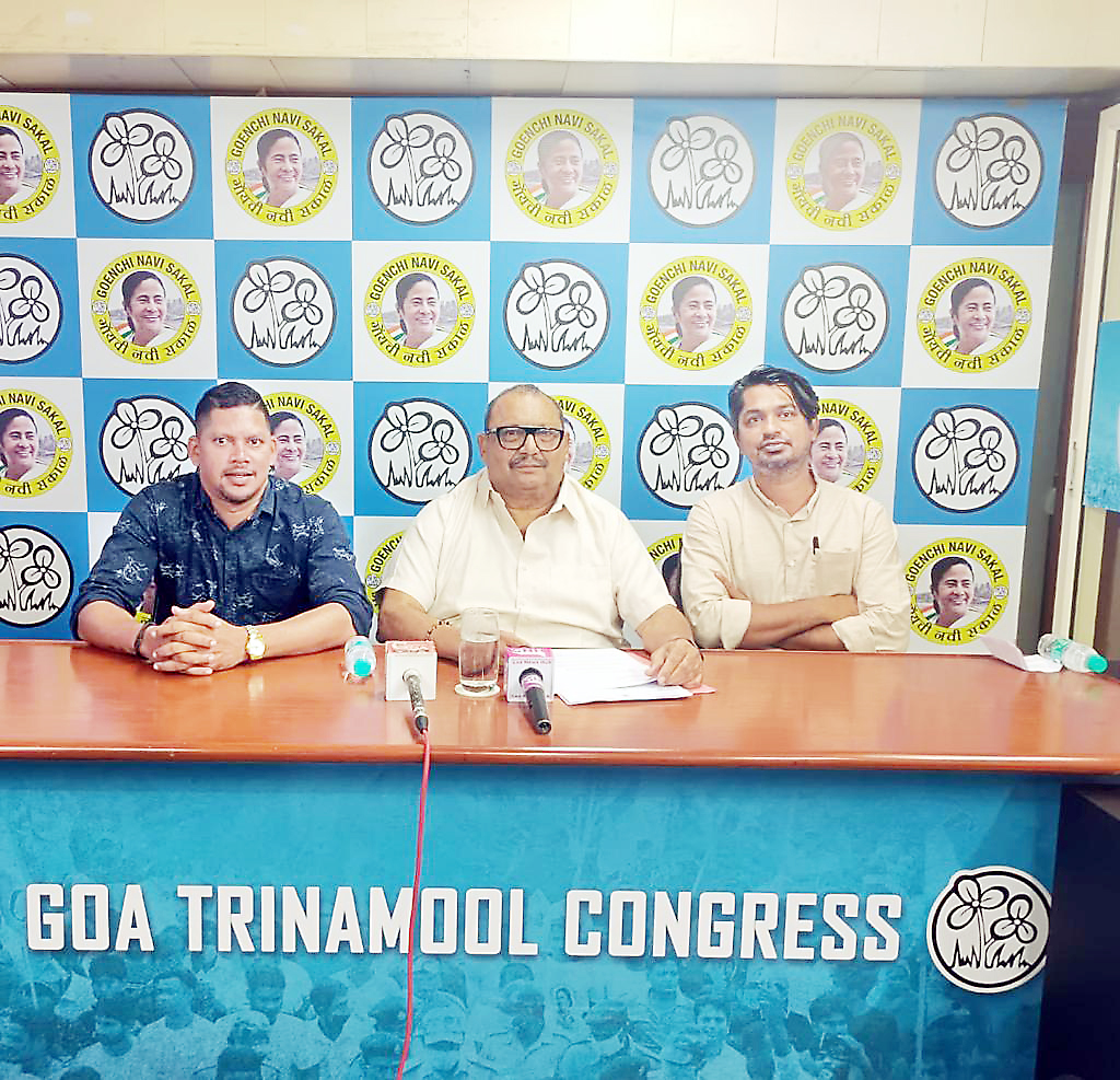 भ्रष्टाचार, दलाली रोखण्याचे धाडस मुख्यमंत्र्यांनी दाखवावे Chief Minister should show courage to stop corruption and brokering