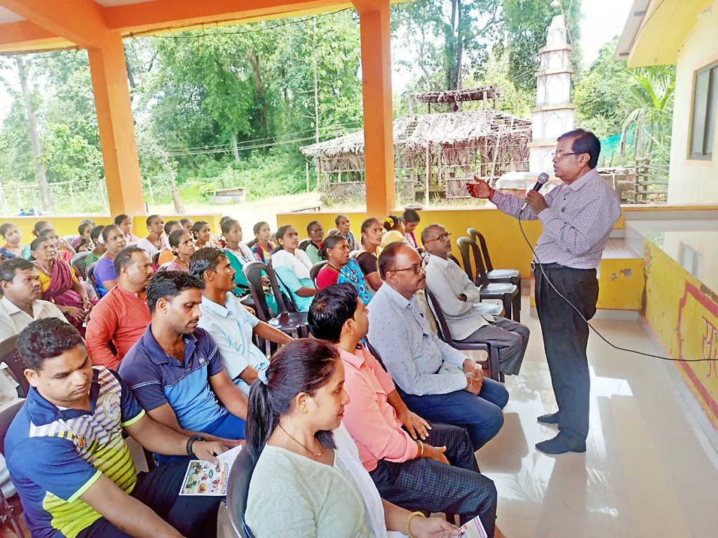 Farmers should protect the cashew crop from borers