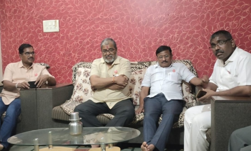 साखरेला प्रतिक्विंटल ३७०० दर निश्चित करावा; इथेनॉलच्या किमती वाढवाव्यात; राजू शेट्टी यांची बैठकीत मागणी Raju Shetty