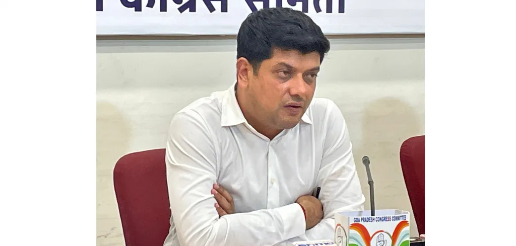 The Chief Minister should talk about people's issues without talking about religion