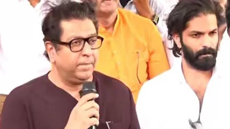 ज्यांनी लाठीचार्ज केला त्यांच्याविरोधात आवाज उठवा -राज ठाकरे raj thackeray meet protesters Maratha reservations jalna