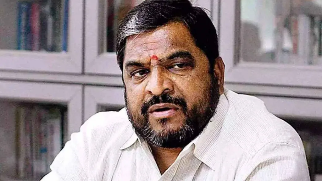 एनडीए की इंडियात जायचे बाबत पक्क नाही ; राजू शेट्टी यांची स्पष्टोक्ती Increasing height Almatti Dam agriculture sugar mills hardest