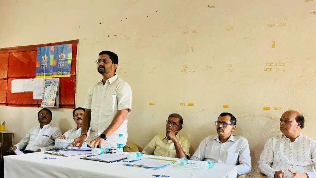 राज्यातील पहिल्या सहकार अध्यासनाची सुरुवात पंढरपुरातून The first co-operative study in the state started from Pandharpur