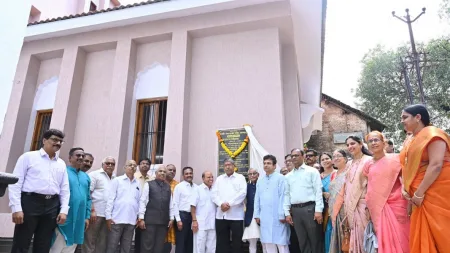 पन्नास, पंचाहत्तर वर्षाच्या ग्रंथालयांना अनुदान देणार -चंद्रकांत पाटील Chandrakant Patil says Grants libraries of fifty seventy-five years