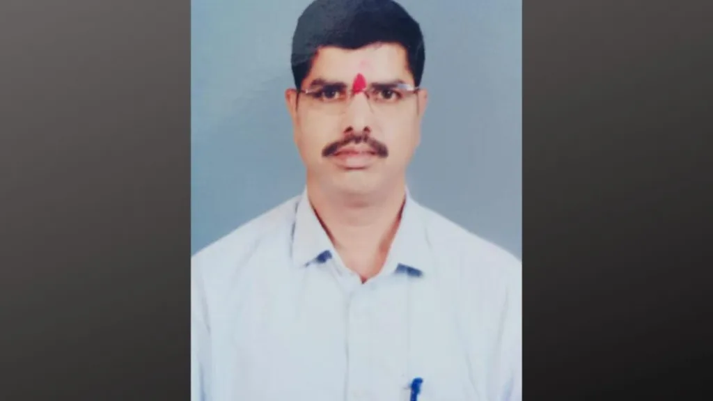 State level Adarsh Gram Vikas Adhikari Award announced