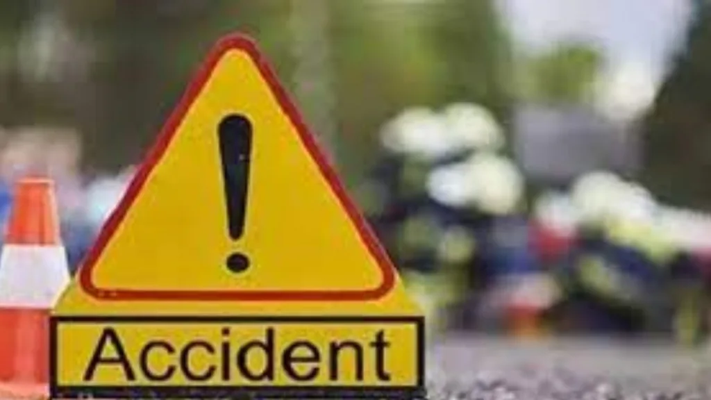 Mumbai Pune Express highway accident one killed