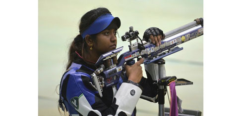 इलावेनिल व्हॅलेरीवनला सुवर्ण Gold to Elavenil Valerivan