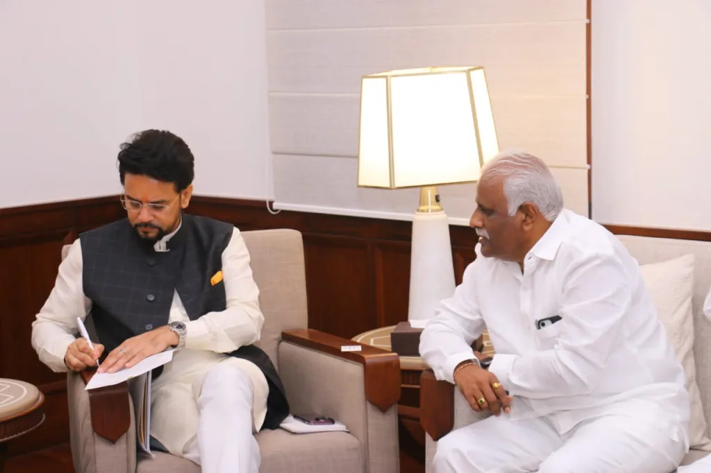 Radio FM stations, channels should be established in Belgaum