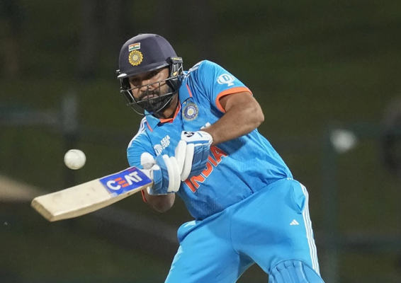 आशिया चषक : नेपाळला नमवित भारत सुपर फोरमध्ये Asia Cup: India beat Nepal in Super Four