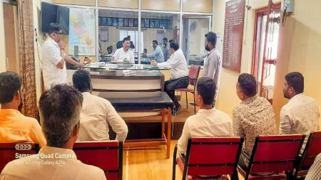 त्या कॉरी क्रशर मालकावर दंडात्मक कारवाई करावी !