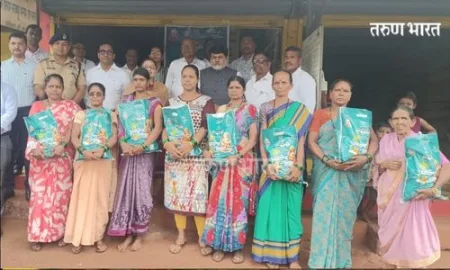 Ratnagiri : गणेशचतुर्थी निमित्त पालकमंत्री उदय सामंत यांच्या हस्ते ‘आनंदाचा शिधा’ वाटप Ratnagiri Ganesh Chaturthi Minister Uday Samant