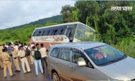 Ratnagiri : मुंबई – गोवा महामार्गावर हातखंबा येथे एसटी बसला अपघात