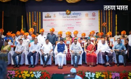 विद्यार्थी केंद्रस्थानी ठेवून कार्यरत रहा! शालेय शिक्षण मंत्री तथा पालकमंत्री दीपक केसरकर यांचे आवाहन Minister Deepak Kesarkar