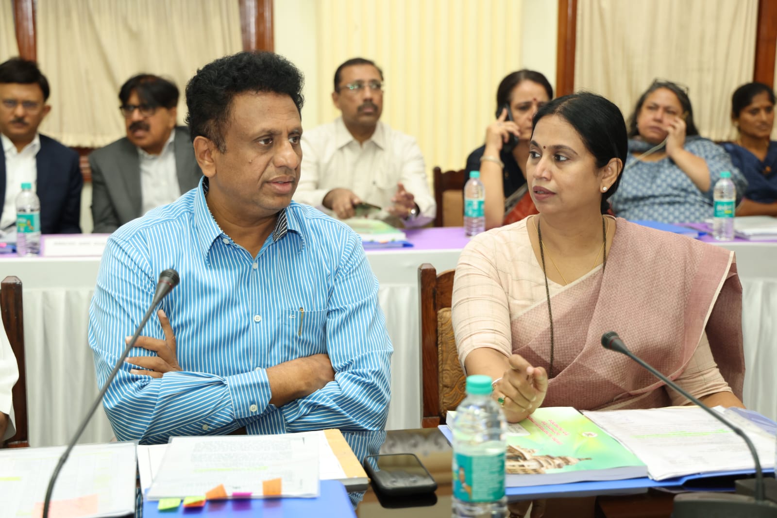 The Chief Minister held a meeting with all Collectors and Zilla Panchayat Chief Executive Officers