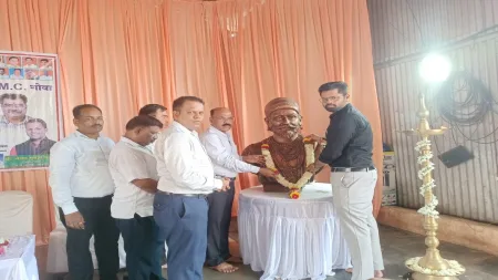 चेतन चव्हाण मित्रमंडळाच्यावतीने दोडामार्ग येथे रक्तदान शिबिर संपन्न