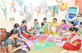 Online market for goods of self-help groups
