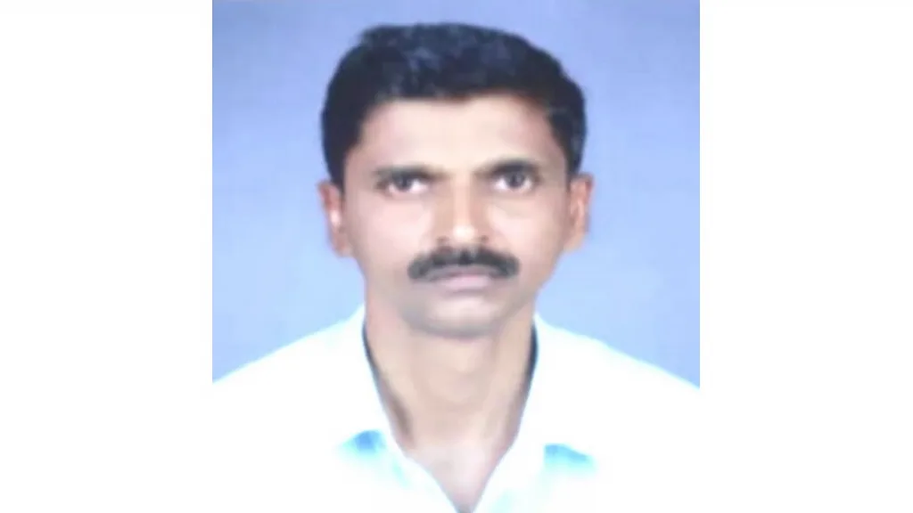 न्हावेली तंटामुक्त समिती अध्यक्षपदी आनंद नाईक यांची बिनविरोध निवड