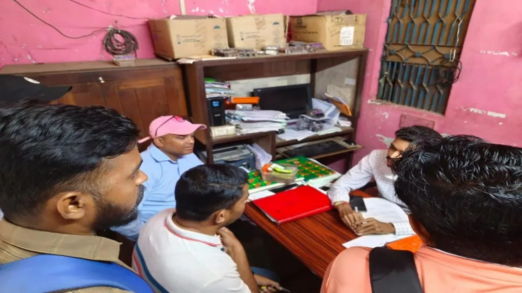 न्हावेली युवा कार्यकर्त्यांचा महावितरण कार्यालयावर धडक मोर्चा