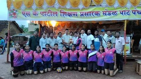 पाट हायस्कुलच्या मैदानावर व्हाॅलीबॉल स्पर्धा संपन्न
