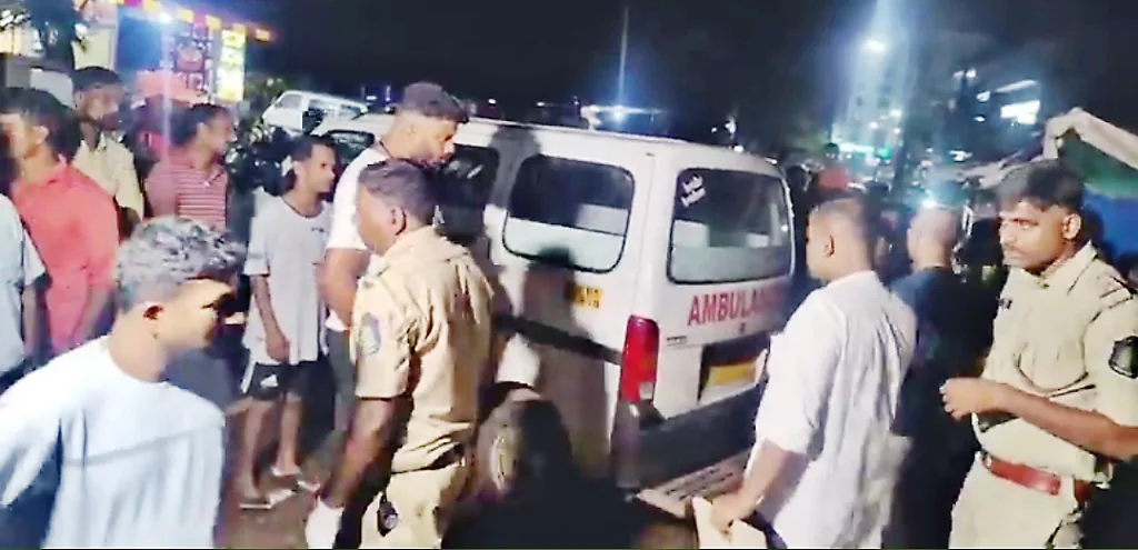 खोर्ली म्हापसा येथे अहोळात मृतदेह सापडला The dead body was found in a hole in Khorli Mhapasa