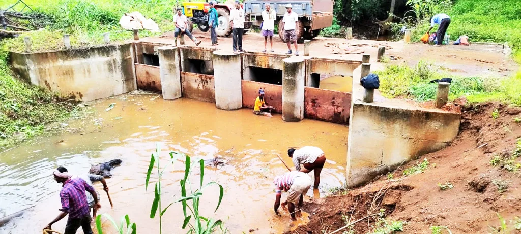 The water of the dam at Savgaon will be blocked