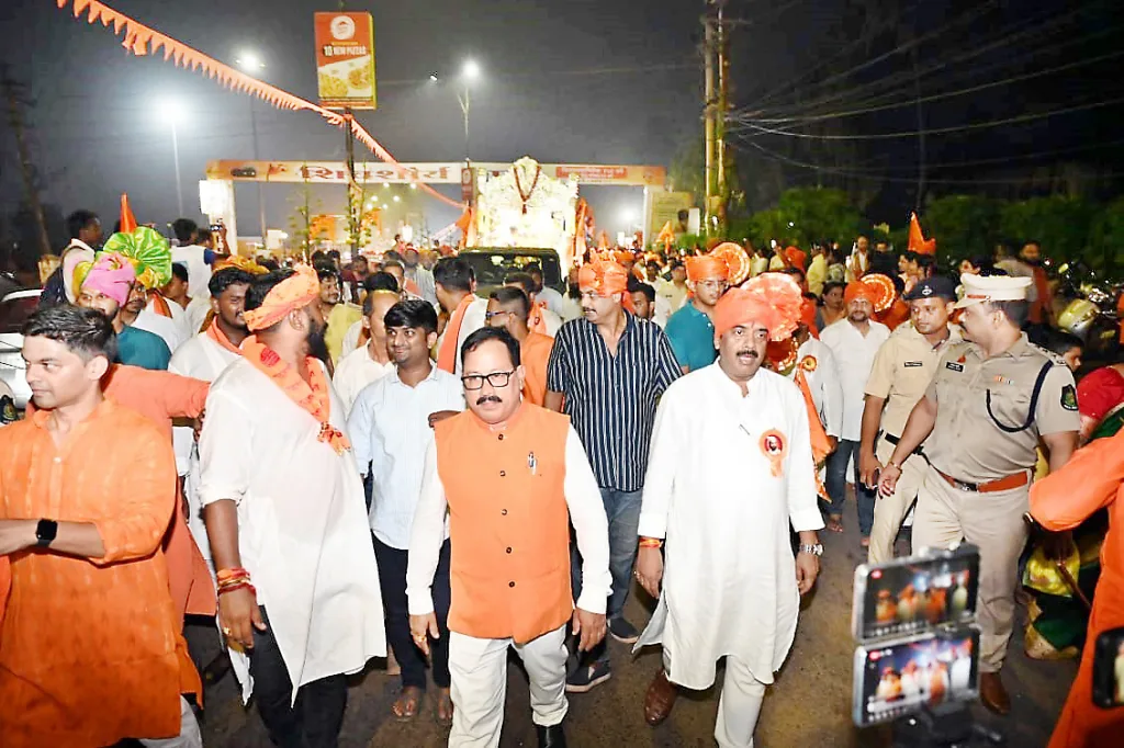 A grand reception for Shauryatra in Mhapsha