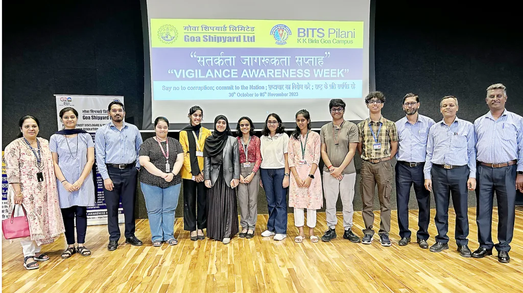 गोवा शिपयार्डतर्फे वक्तृत्व स्पर्धेत विविध महाविद्यालयांचा सहभाग Participation of various colleges in elocution competition organized by Goa Shipyard