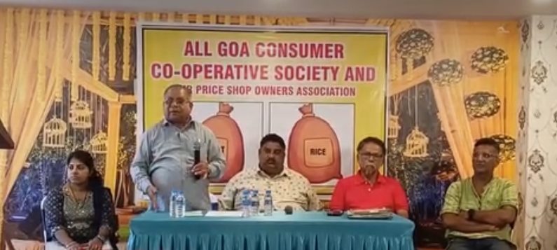 रेशन दुकानदार नोव्हेंबरचा कोटा नाही उचलणार! Ration shopkeepers will not pick up the November quota!