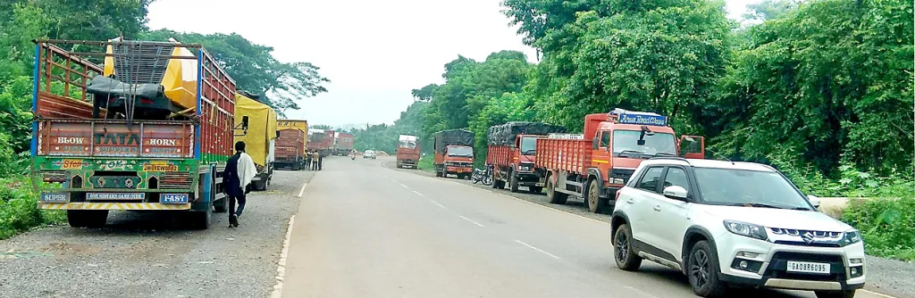 Betoda Bori Bagalrasta Cargo Truck Parking Area