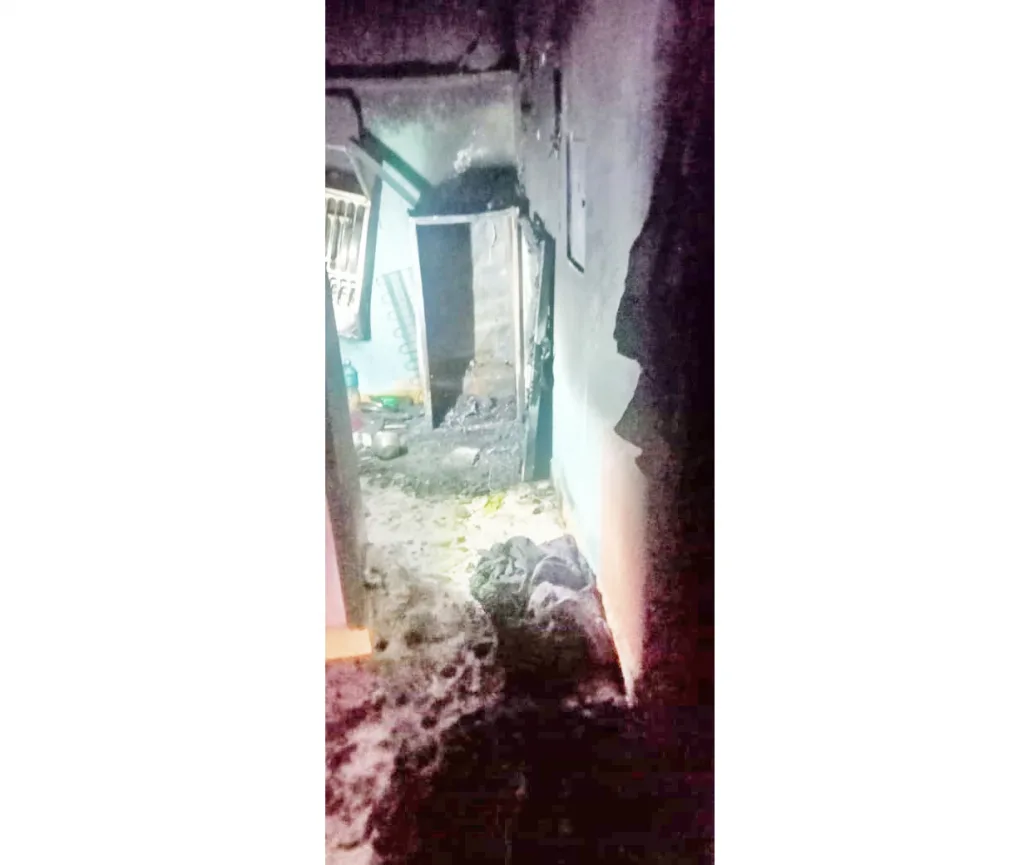 House fire due to short circuit at Basavan Kudchi