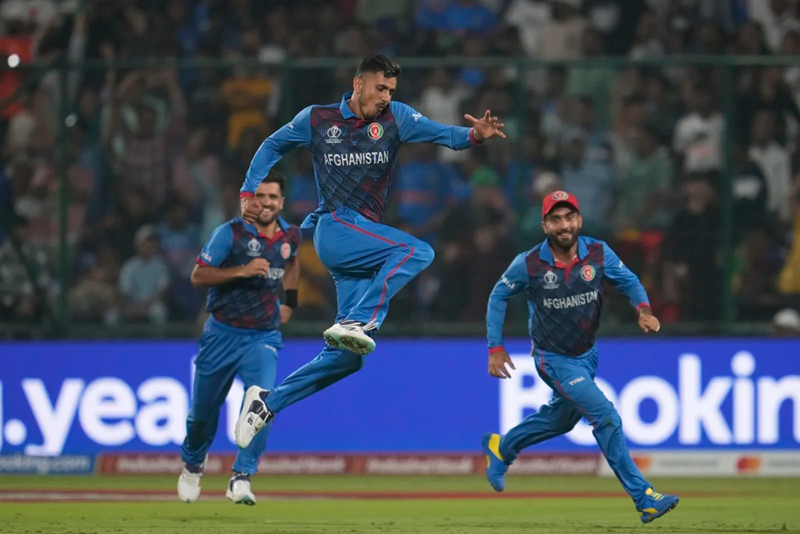 Afghan storm in Delhi, blow to England