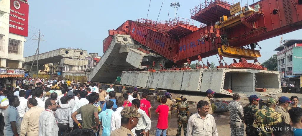 Tum Aye Ho Mere Maut Ka Tamasha Parhan... Dekho... Tamasha Dekho...!