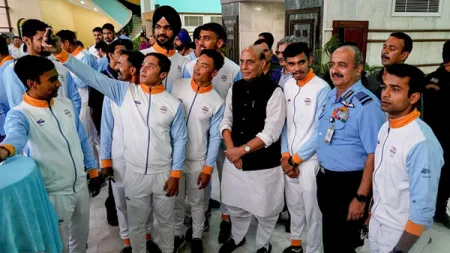 ‘रणांगण असो वा क्रीडांगण, सैनिक कामगिरी करून दाखवतोच’ "Whether it's the battlefield or the playground, a soldier performs."