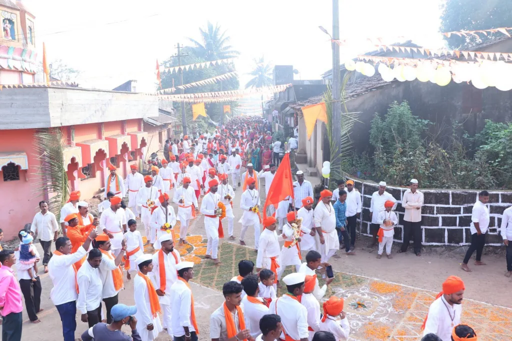 खानापुरात दौडमुळे वातावरण शिवमय Due to the daud in Khanapur, the atmosphere is lively