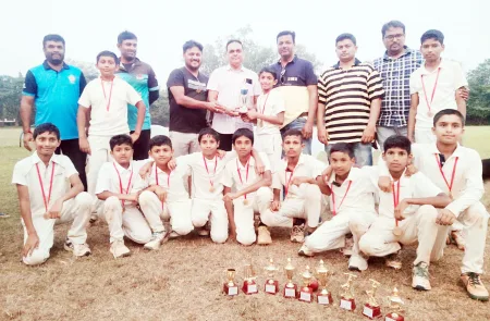 युनियन जिमखानाकडे ‘विश्रृत’ चषक 'Visrut' Cup at Union Gymkhana