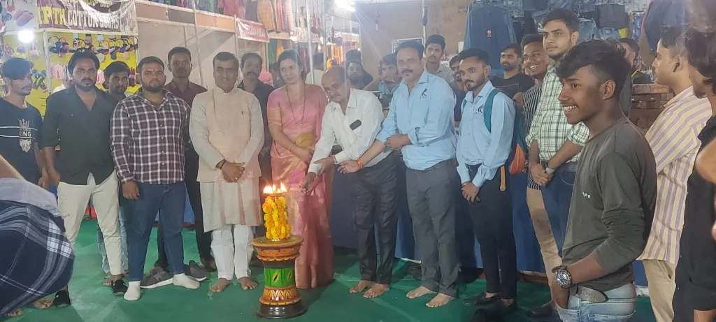 न्यू इंडियन क्राफ्ट एक्स्पोचा शानदार शुभारंभ Grand opening of New Indian Craft Expo