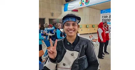 श्रीयांका सदनगीला पॅरीस ऑलिम्पिकचे तिकीट Paris Olympics ticket to Sriyanka Sadangi