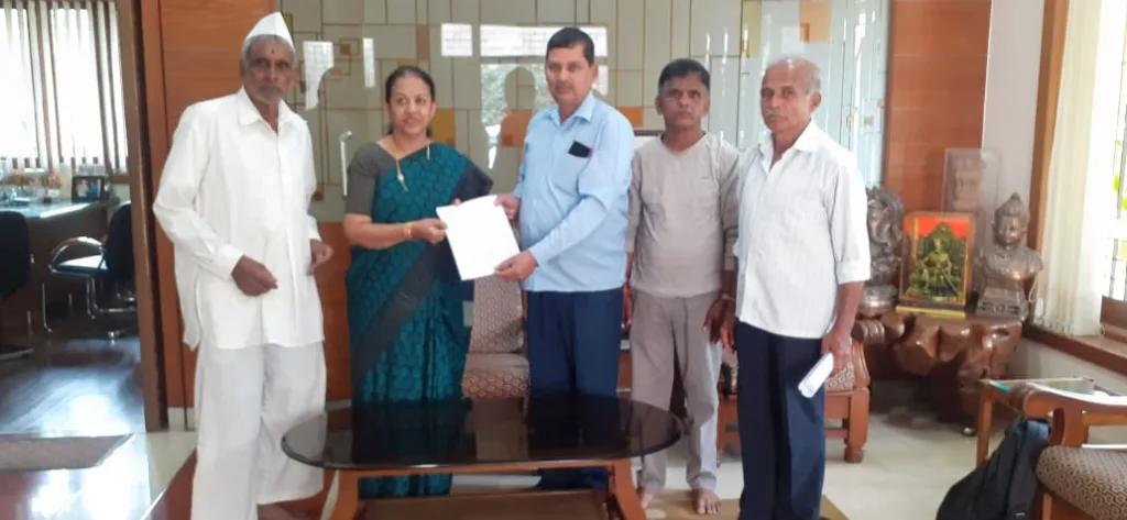 Stop the express at Jejuri railway station