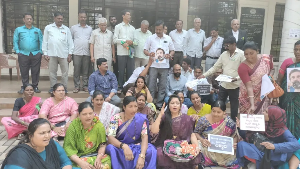 Congress protests over Rahul Gandhi controversial poster