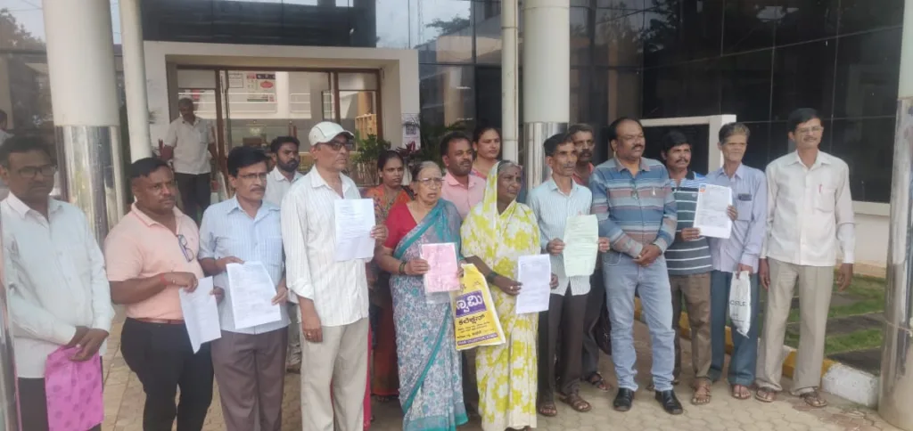 Citizens march on Municipal Corporation for housing