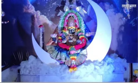 कळंबा ग्रामदैवत अंबाबाईची चंद्रावर विराजमान चतुर्भुज रूपातील पूजा Kalamba village